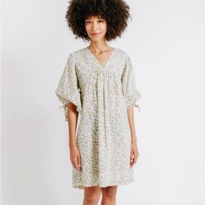 Mirth dress size medium